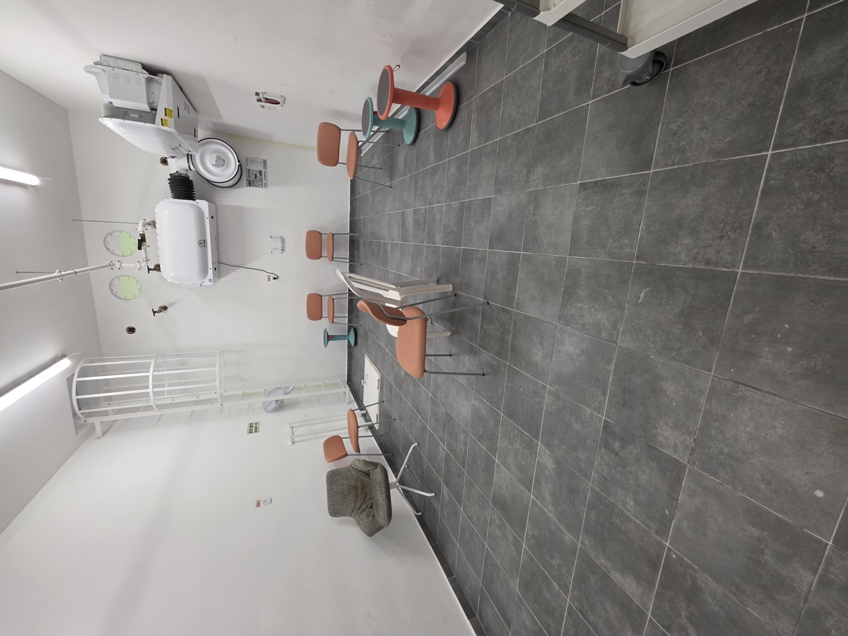 לפני — מבט נוסף